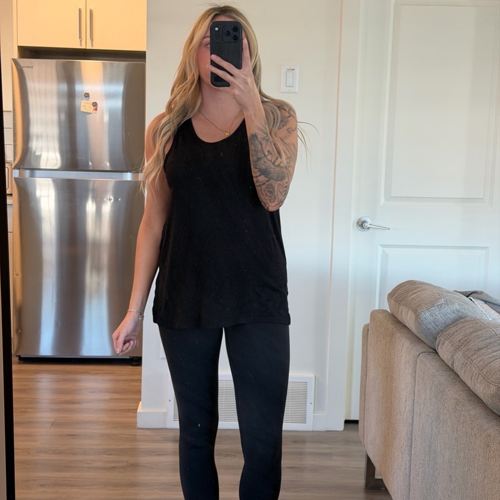 Aritzia Black Muscle Tank Top